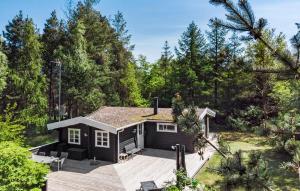 Holiday Home Væggerløse With Fireplace V