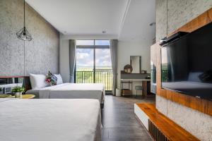 Phòng 4 người Nhìn ra cảnh Núi non (Quadruple Room with Mountain View)