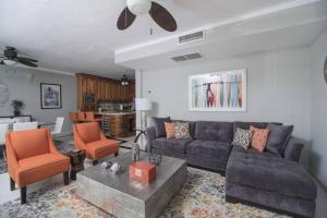 Beachfront condo at the Rock