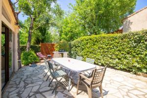 Secure House in domain 6-7 guests 30min from Cannes