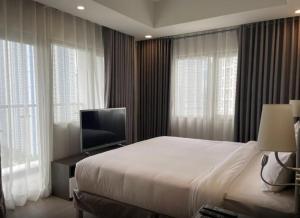 Super View 2 bdrm in modern BGC Manila