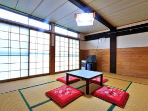 片品 Hanasaku Onsen Yoshiyaso 2つ星 宿泊施設 ロビー