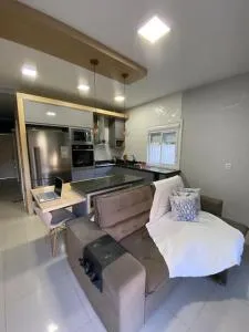 Casa com banheira e lareira 12km da cidade - Vale Verde