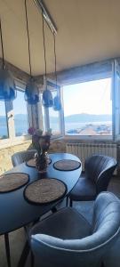 Apartments Ita - Postira