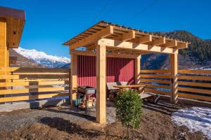 Ideal six-person villa for large families with pets, featuring barbecue and spacious yard Svaneti Сountryside 1