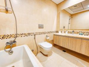 HARF-G13 Fancy 1BR with Big Balcony in YAS Island