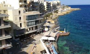 Attard Seafront Apartment 2 in Marsalforn