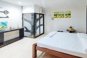 Riannes Beach Resort by RedDoorz