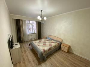 Sweet Home in Aytmatova 4