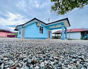 D Iris Homestay Melaka di Semabok - Bukit Baru