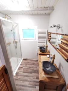 Chalet - gîte avec étang