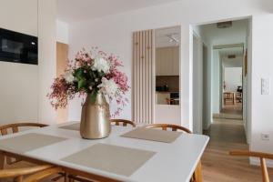 Wave Luxury Apartment