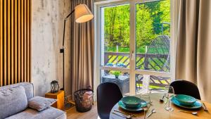 Żeromskiego 15C, Sun & Snow