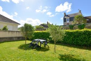 Appartements Le Haut de la Roseraie - Studio 3p avec vue mer : photos des chambres