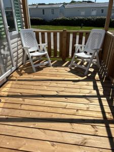 Campings CAMPING DU PHARE d OPALE MOBILE HOME J10 : photos des chambres