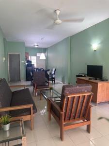 Seri Bulan Apartment, PD