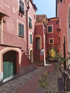 Appartamento con 2 Camere da Letto, Balcone e Vista mare