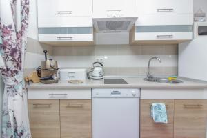 New! Apartment Aenona 200m from the beach, Nin