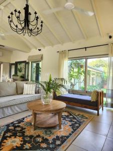 SaffronStays Belle Maison - 3BR French style luxury villa with pool, bougainvillae views & alfresco dining near Kihim Beach