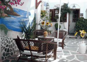 Batistas Apartments Paros Greece