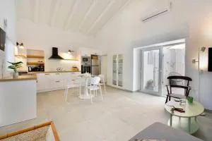 Bandiera Apartment, Corfu Town - Anemómylos