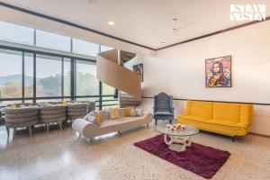 StayVista at Dreamsville Apartment with Pet-friendly, Bathtub