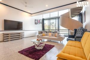 StayVista at Dreamsville Apartment with Pet-friendly, Bathtub