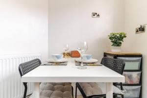 Quiet Private Homestay, Central Birmingham