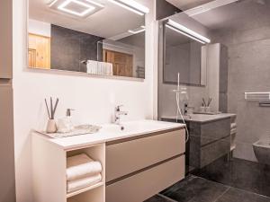 Apartment Chesa Vadret Surlej by Interhome