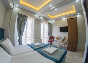 Double Room with Balcony and Sea View room in Grand Esen Hotel