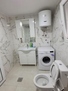 Montenegro Apartments Phoenix With Pool