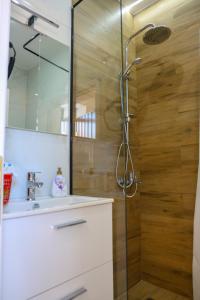 Magda Studio 3 In Berat Center