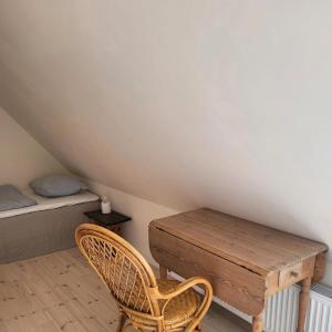 Atma Guesthouse - cozy and simple farmhouse bed & breakfast