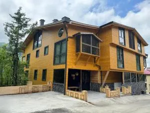 Suvand House - 里泽