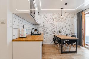 APARTAMENTY MIERZEJA - STEGNA PARK MEDIUM, 500 m od plaży, Bezpłatny Meleks