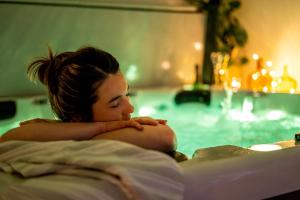 Maisons d'hotes Le Vallon de Lehon : Chambre Double - Vue sur Jardin