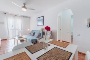 Apartamento ALAMAR Bonito apartamento a 70 metros de la playa WIFI gratis