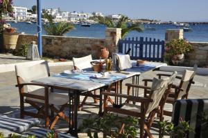 George's beach studios Aliki Paros Paros Greece