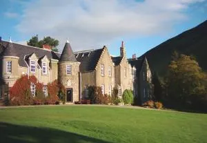Dalmunzie Castle Hotel - Glenshee