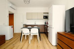 JOIVY 1-Bed apartment with balcony near subway