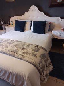 Aloha Menlyn Lodge Ensuite Rooms with showerwith own entrance and unlimited free WiFi