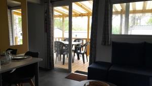 Maisons de vacances MysavinaHouse : photos des chambres