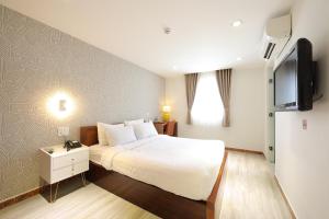 Lanura Saigon Boutique Hotel