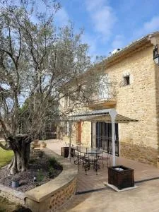 Le Mas de l Olivier - Montfaucon