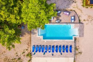 Cozy and Chic Little House with Pool Ivinj-1 Vodice