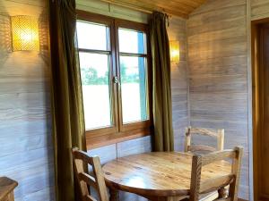 Campings Roulottes des terres de la chouette : photos des chambres
