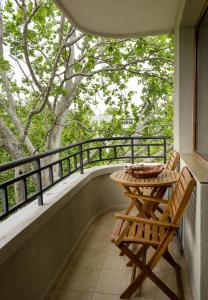 Modern Comfort in Central Varna with WorkSpace by Flat Mаnаger