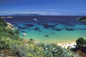 Villa Calypso 8 Pax, by VILLASRETREATS