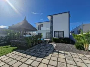 Luxury 3 Bed Villa - Grand Baie - Mon Piton