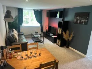 Ty Daisy, Gilwern - Govilon